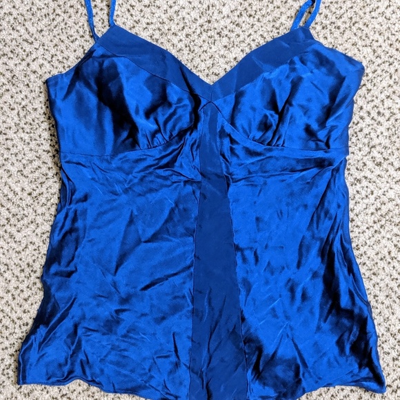 Top - Picture 2 of 3